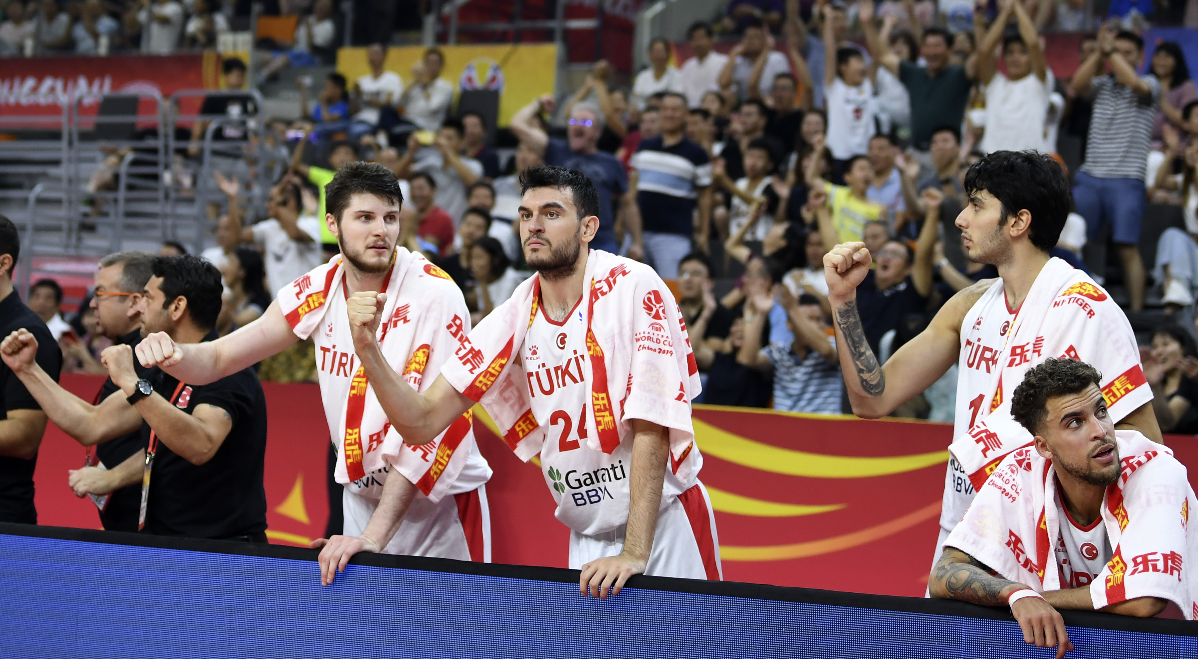 PG中国官网-黑山队在比赛中遭遇重大挑战