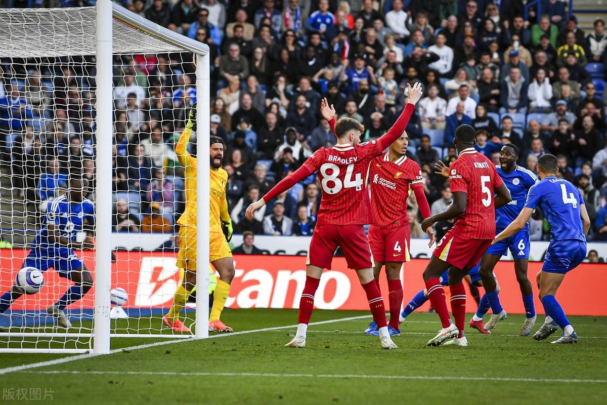 包含利物浦将对拜仁慕尼黑展开较量，战火焚身的词条