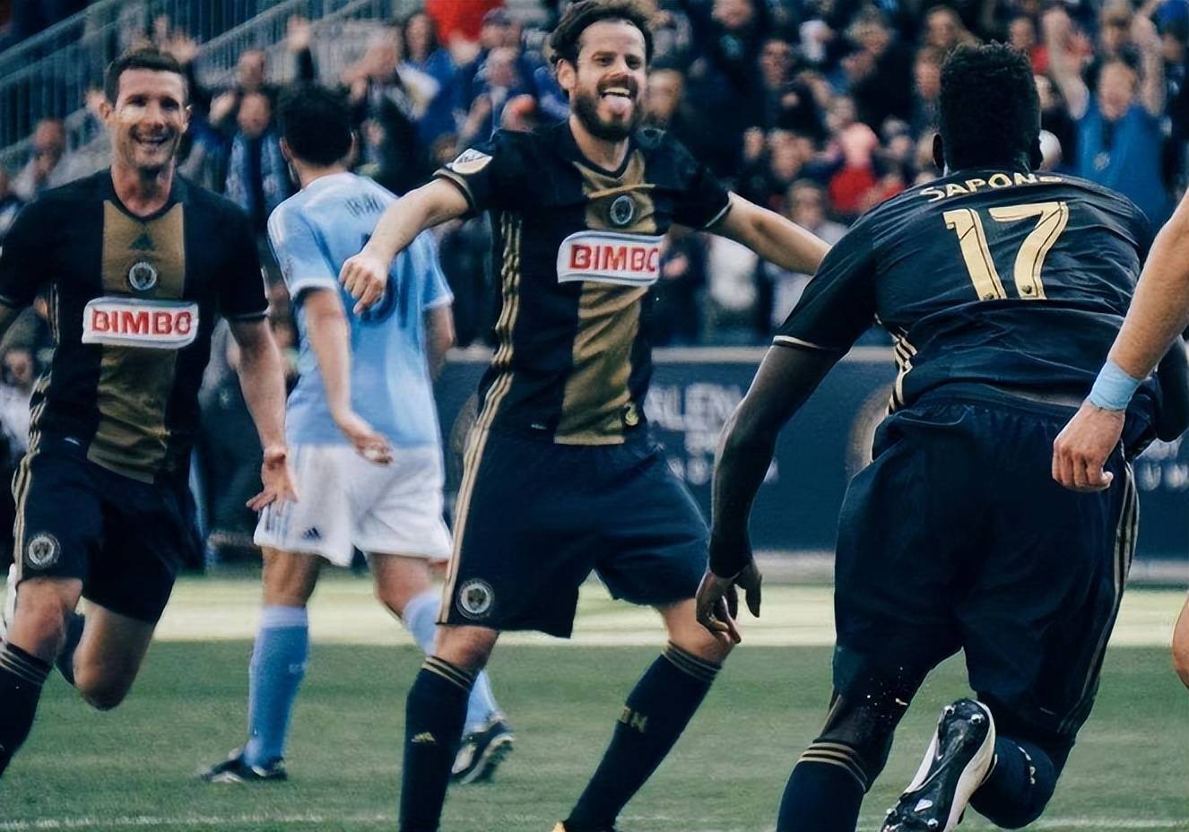 奥兰多城队在美职业足球联赛夺冠