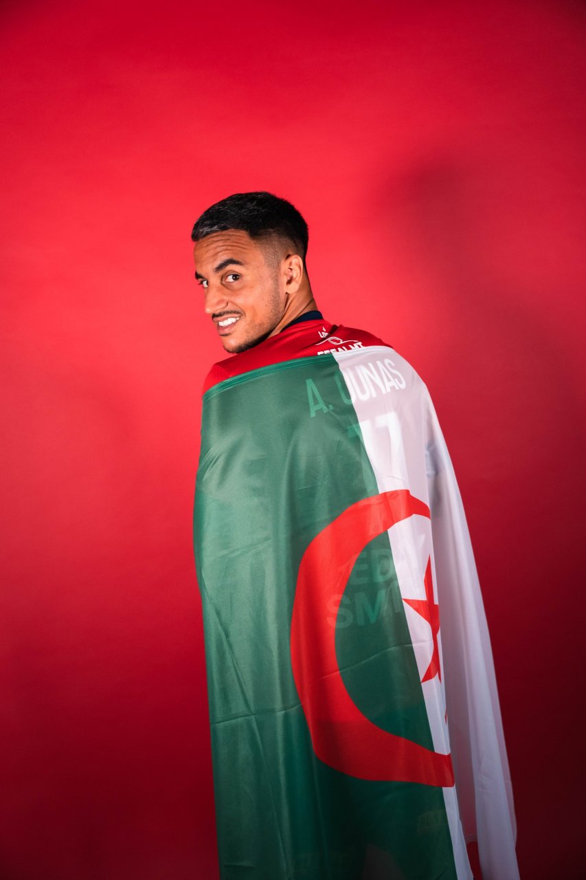 阿尔及利亚俱乐部球员技术提高，积极备战