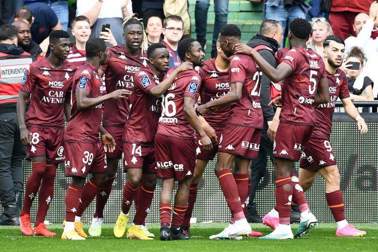 PG平台-包含梅斯主场大胜摩纳哥，继续追赶保级席位的词条