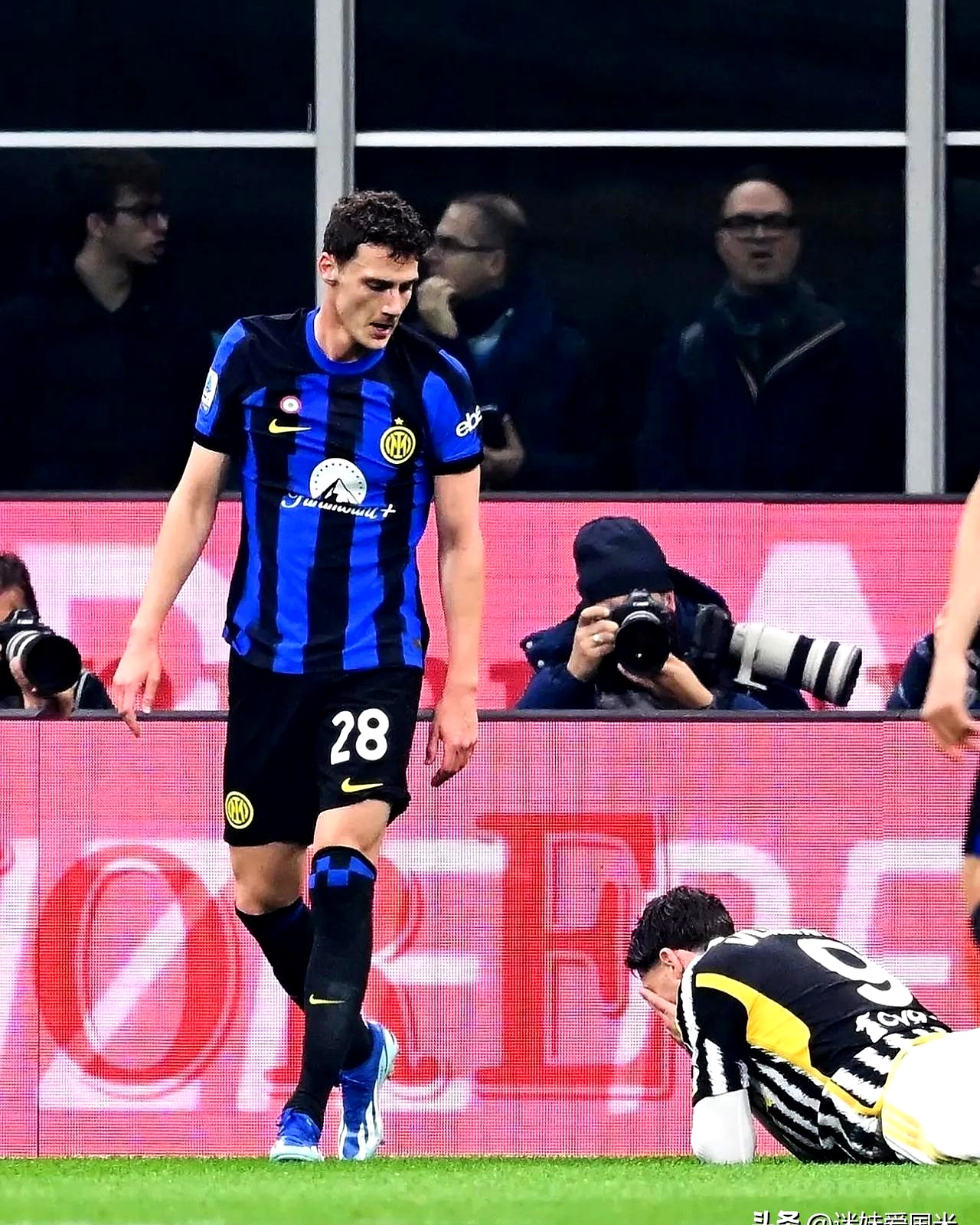 PG电子试玩-尤文图斯客场突围，稳坐联赛第二名