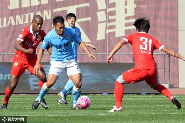 桑塔克鲁斯队收购外援，力求提升实力