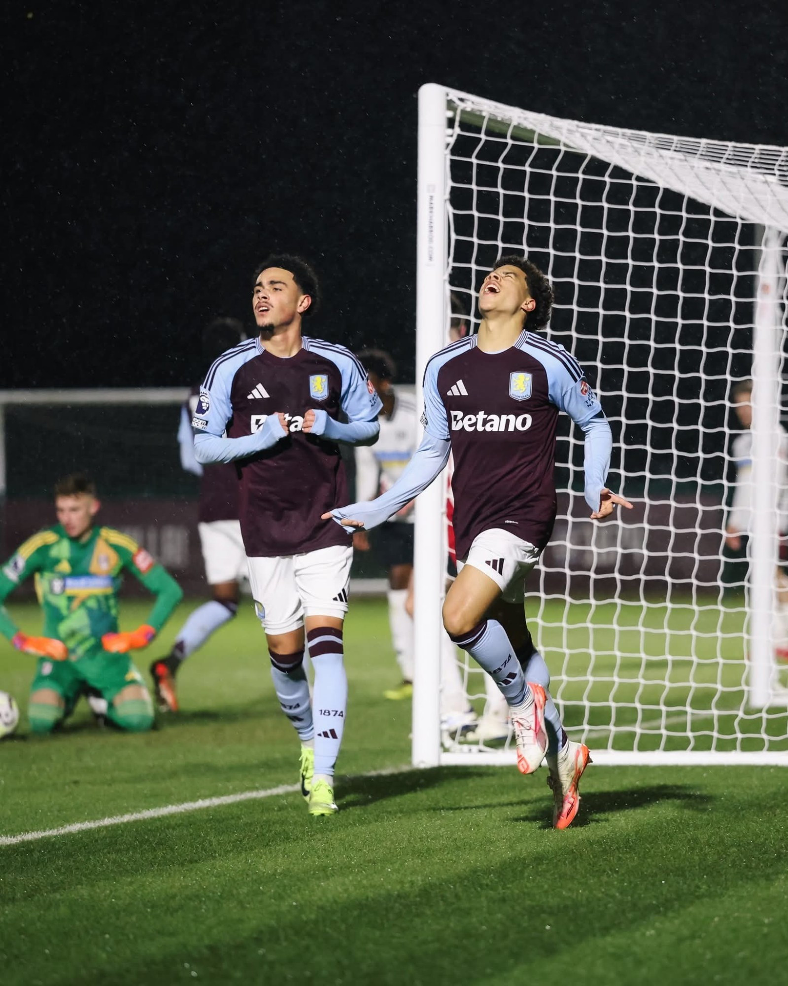 PG电子官网入口-阿斯顿维拉主场告捷，取得四连胜