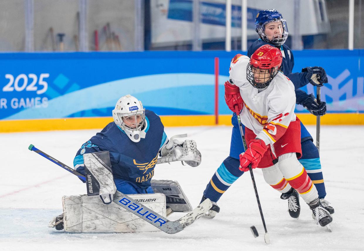 PG电子官方-马其顿冰球队携手取胜半决晋级