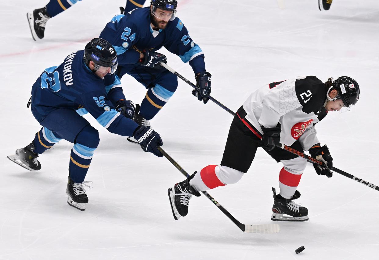 马其顿冰球队携手取胜半决晋级