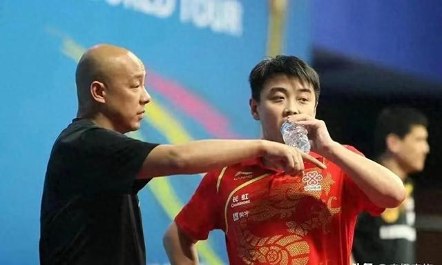 瑞士国家队经验老将掌控中场，欧国杯上演传奇之战