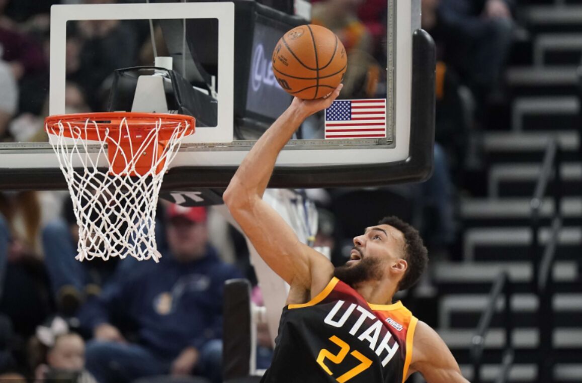 PG中国官网-爵士主场失利：米切尔独木难支全队表现平平被对手压制的简单介绍