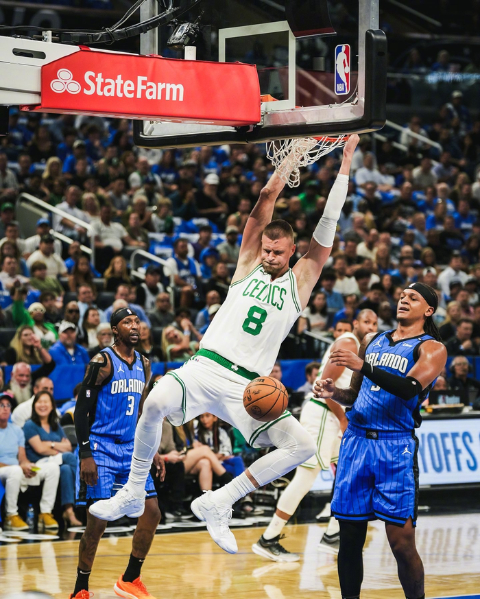 凯尔特人客场逆转奇才，取得四连胜