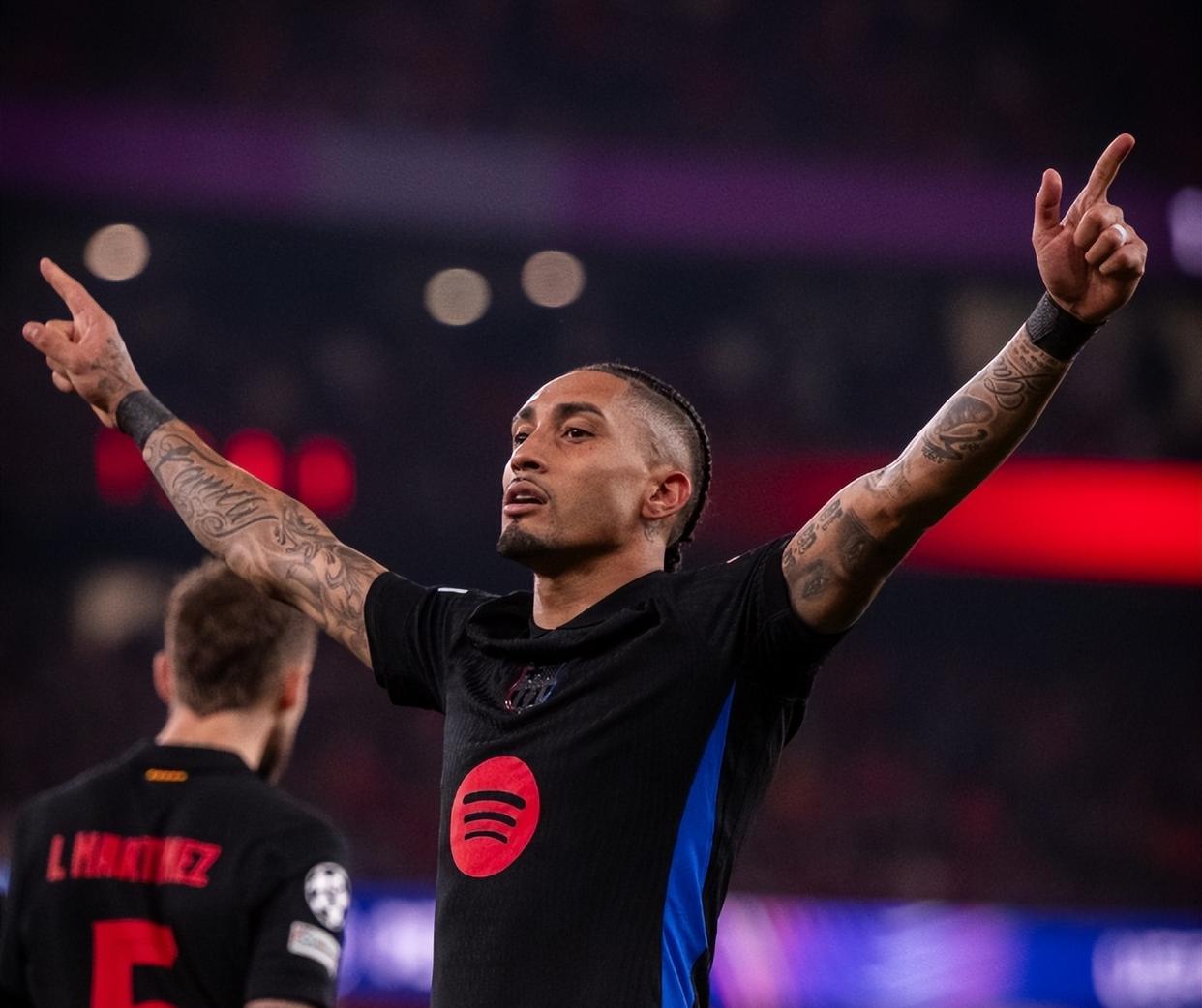 奥萨苏纳主场险胜，延续不败战绩