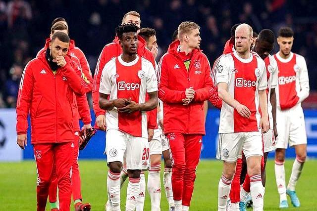 阿贾克斯击败利物浦，荷甲冠军夯实领先地位