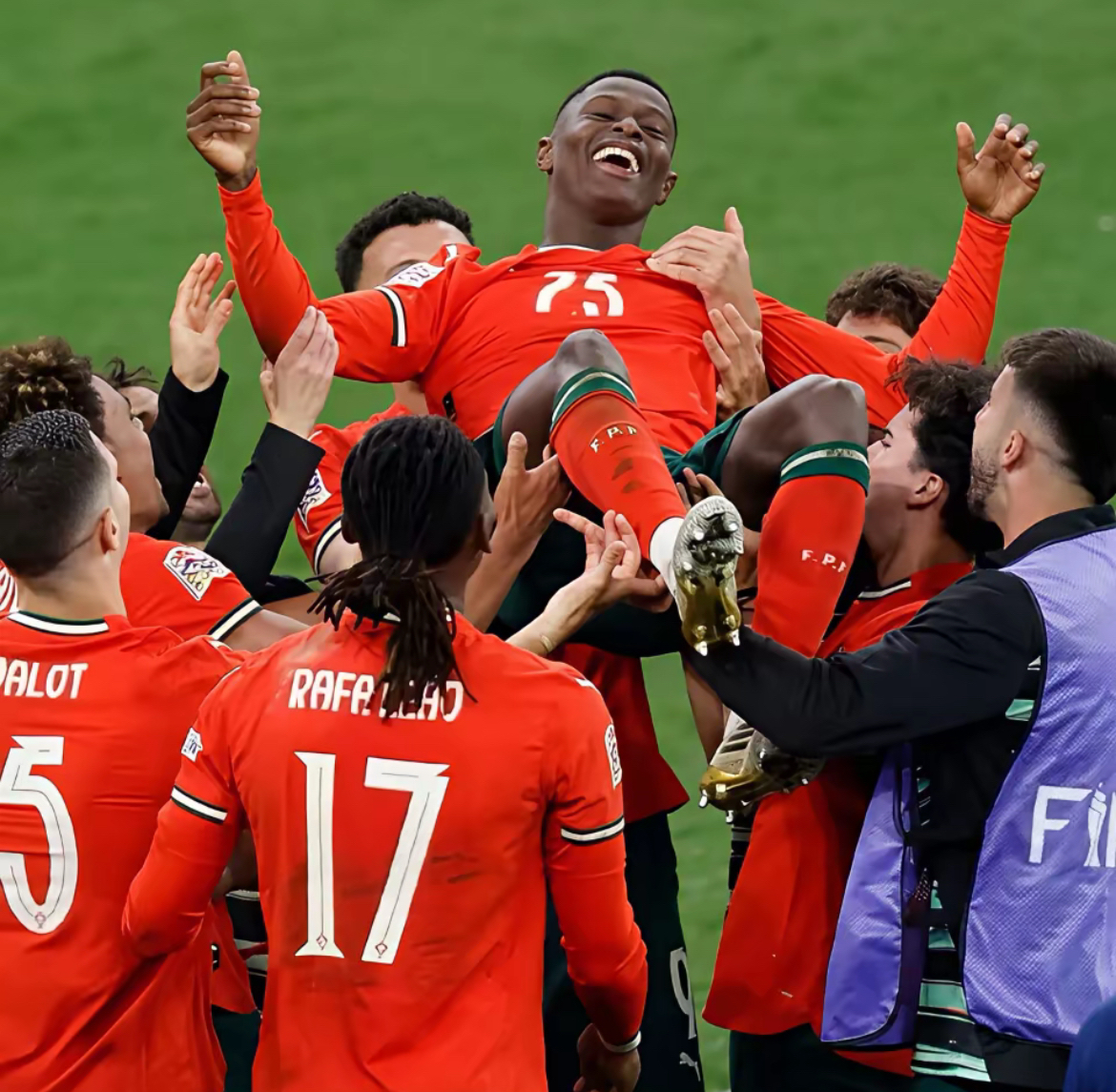 PG电子试玩-葡萄牙逆转捷克，实现绝对统治